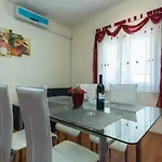 Mladenka Apartment