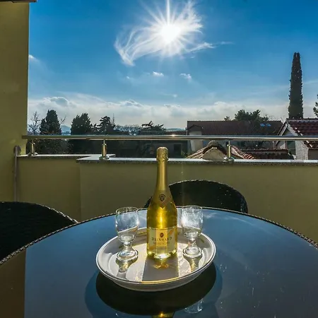 Appartement Mladenka *