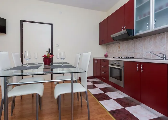 Mladenka Appartement *